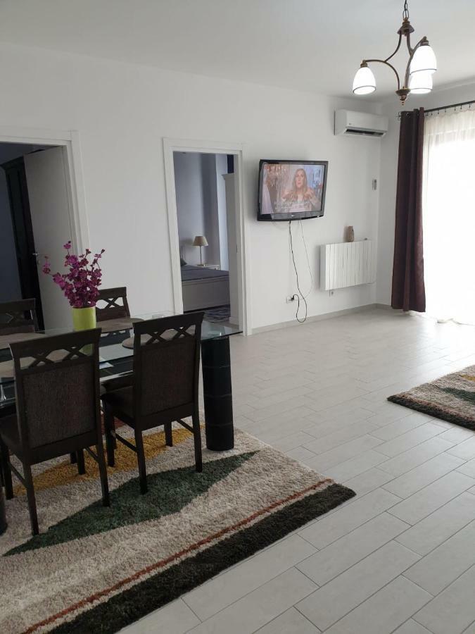 Sea Breeze Apartments Mamaia Nord De Silva 외부 사진